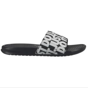 Nike Benassi JDI Slides